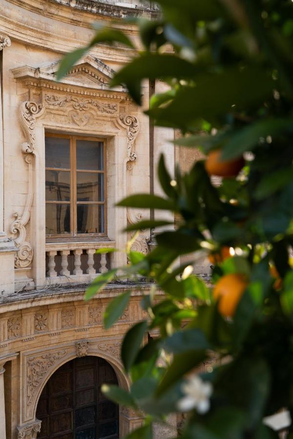 Hotel Q92 Noto Exterior foto